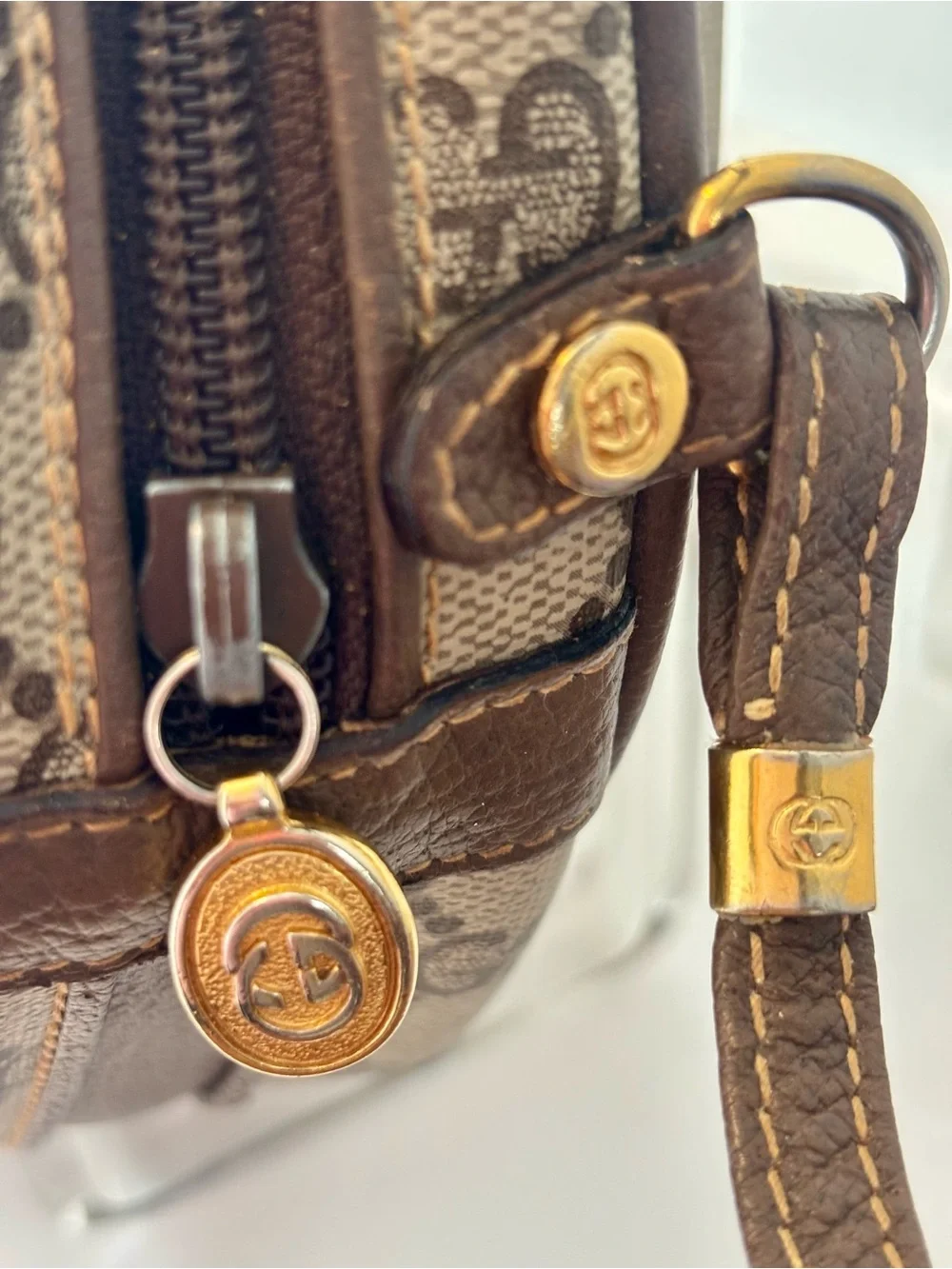 RARE Vintage GUCCI Canteen Crossbody Bag Monogram GG w/Dustbag